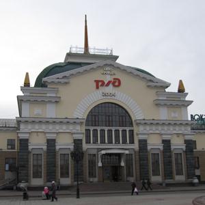 Железнодорожные вокзалы Комаричов